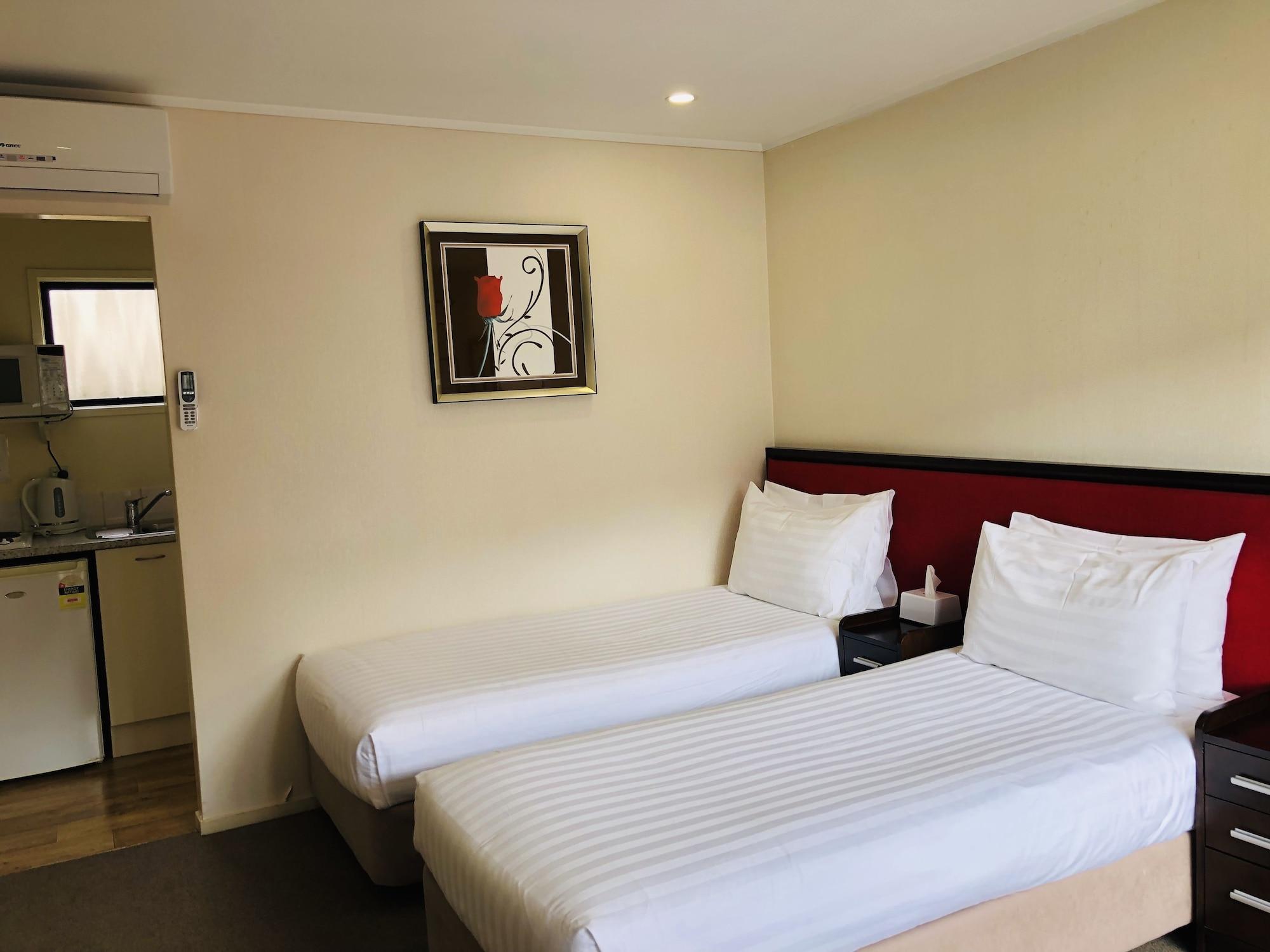 Tudor Court Motor Lodge Auckland Ngoại thất bức ảnh