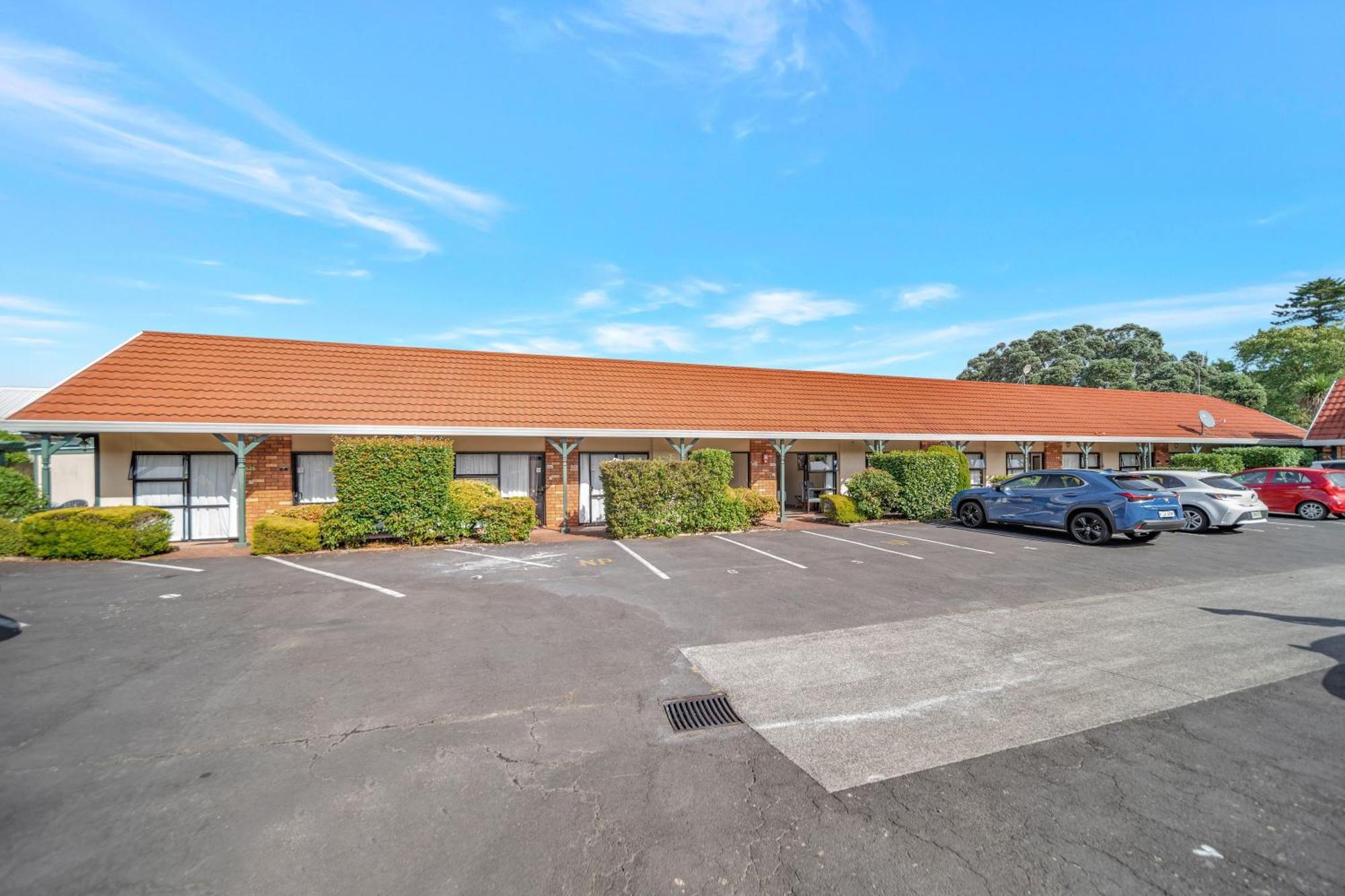 Tudor Court Motor Lodge Auckland Ngoại thất bức ảnh