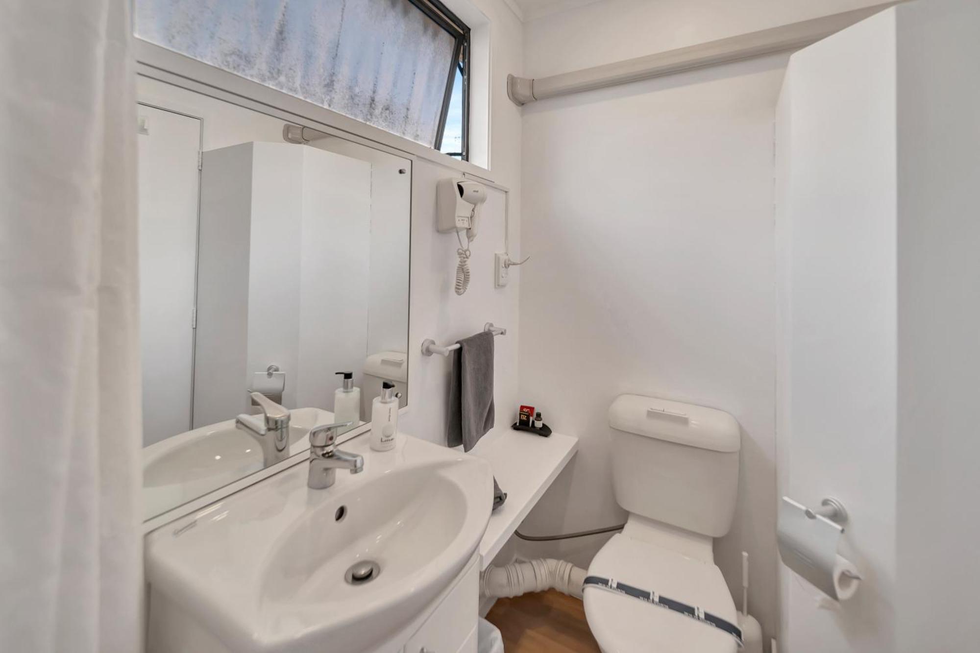 Tudor Court Motor Lodge Auckland Ngoại thất bức ảnh