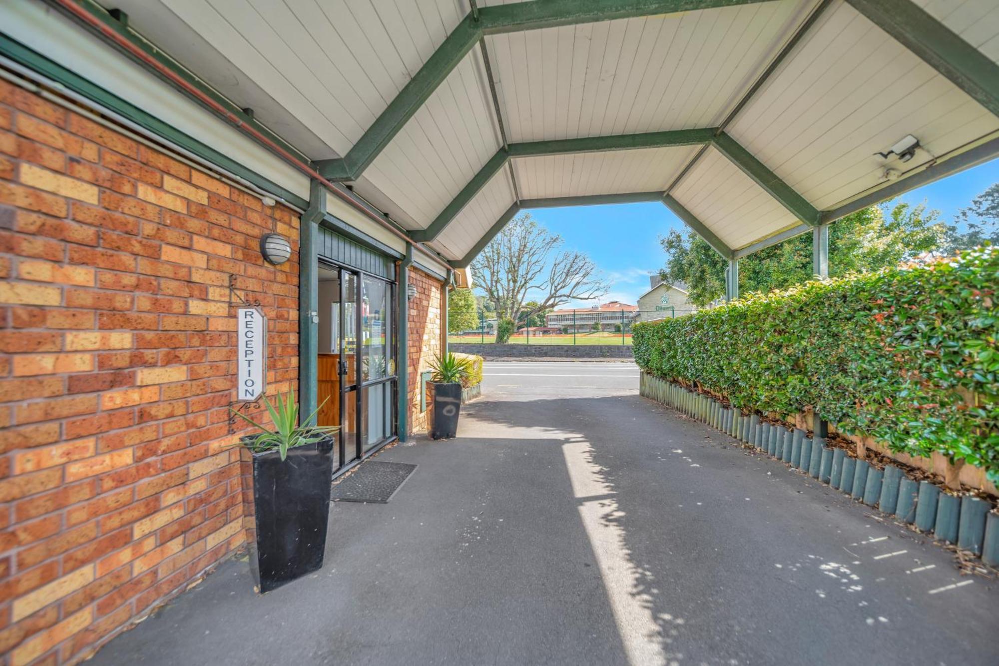 Tudor Court Motor Lodge Auckland Ngoại thất bức ảnh