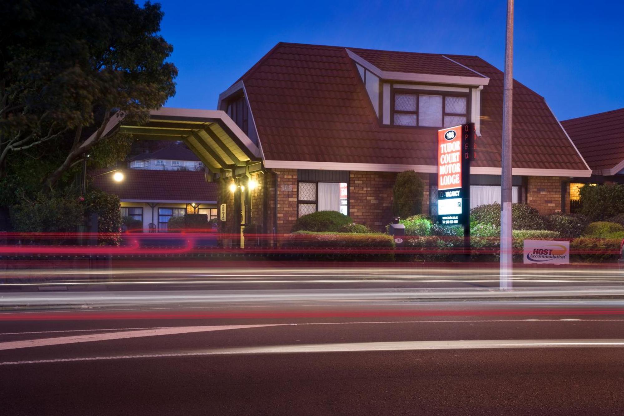 Tudor Court Motor Lodge Auckland Ngoại thất bức ảnh